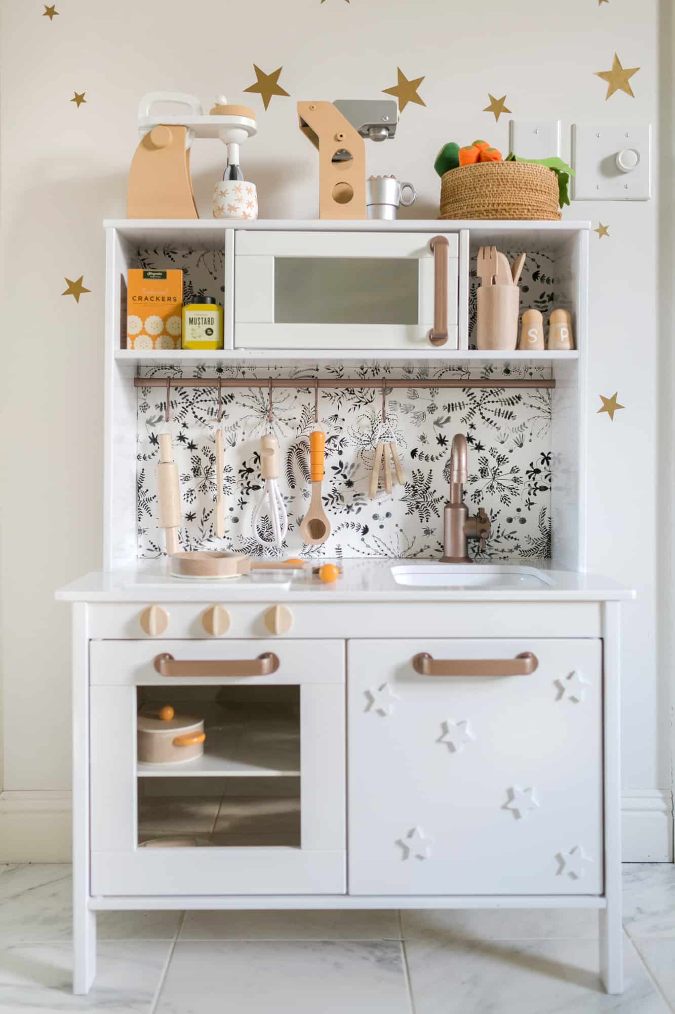 ikea kitchen for toddlers