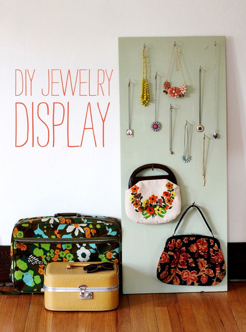 Jewelry display 1