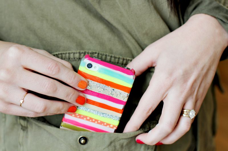Wohoo- DIY iPhone covers! so cute and easy to customize!