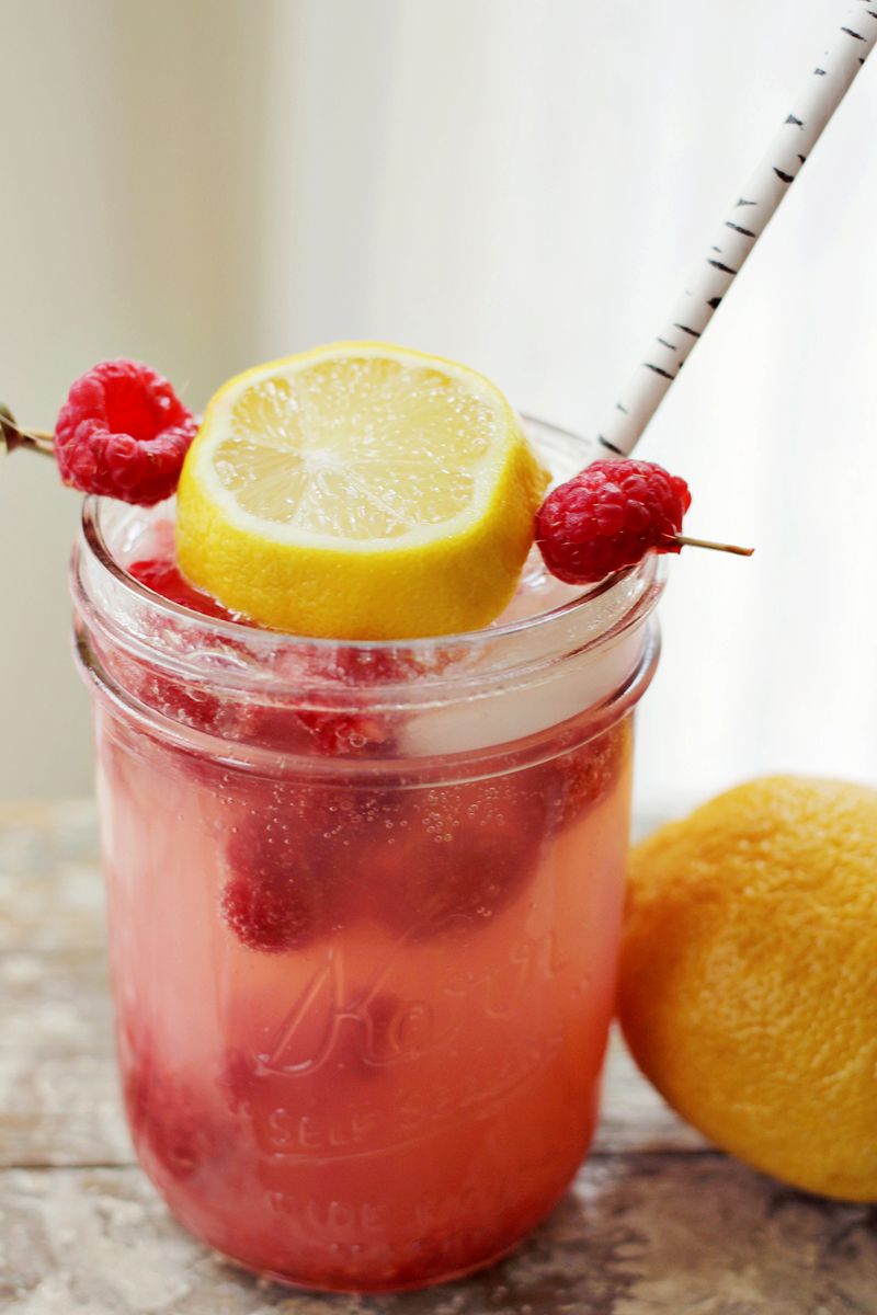 Smashed Raspberry Lemonade… Happy Hour Style!