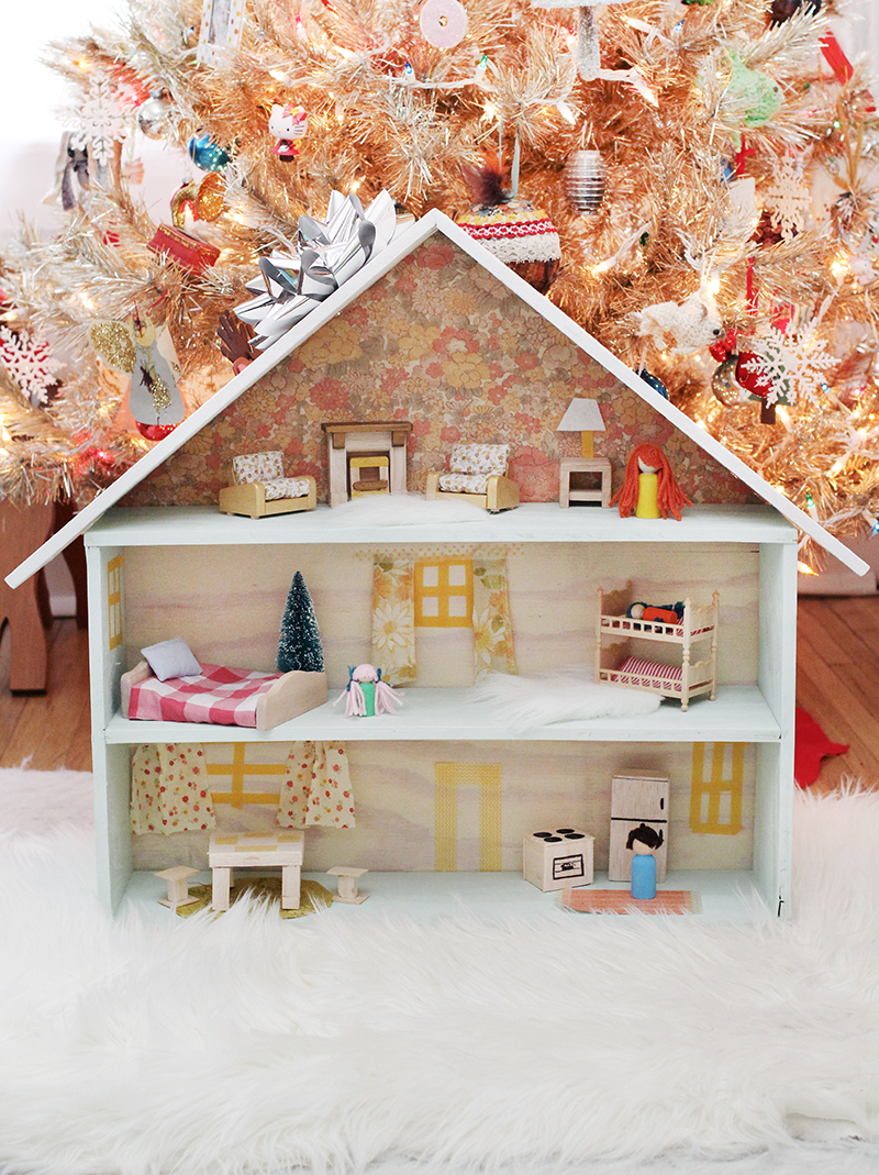 Wooden Furniture Dolls House Family Miniature 4 People Doll Toy For Child Xmas ！ 