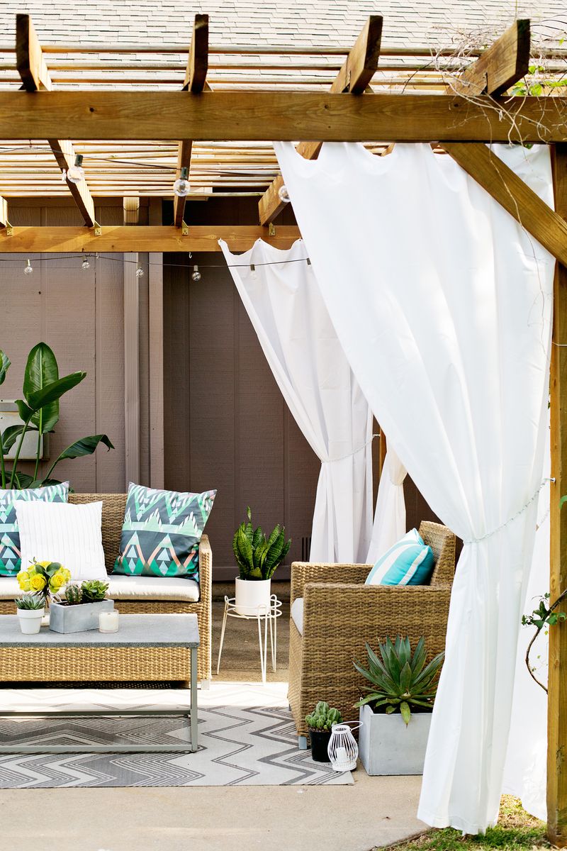 Make Your Own Outdoor Pergola Curtains A Beautiful Mess