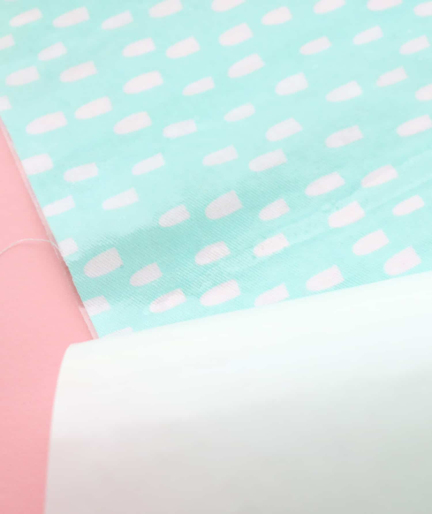 How-to-Sew-a-Waterproof-Diaper-Clutch