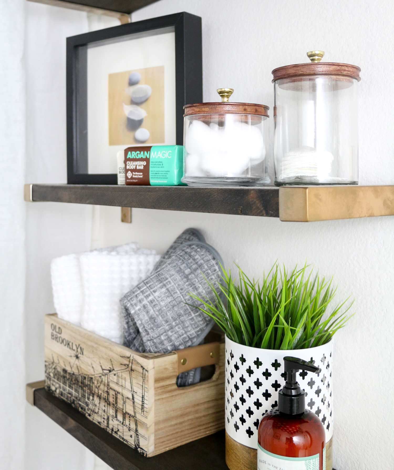 Guest Bathroom Essentials List for Effortless Hosting 2024 - Grace In My  Space