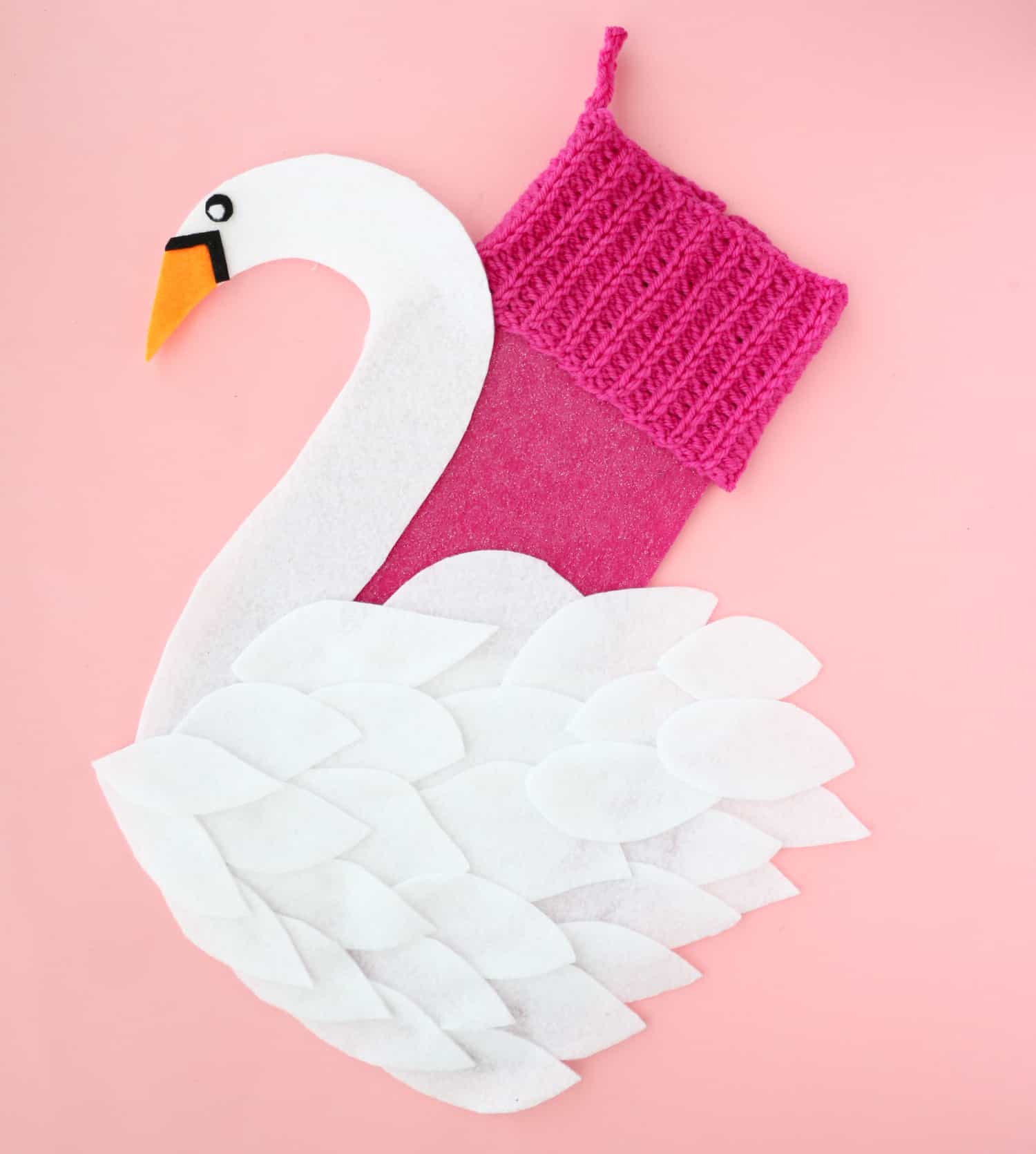 Make-your-own-Swan-Stocking