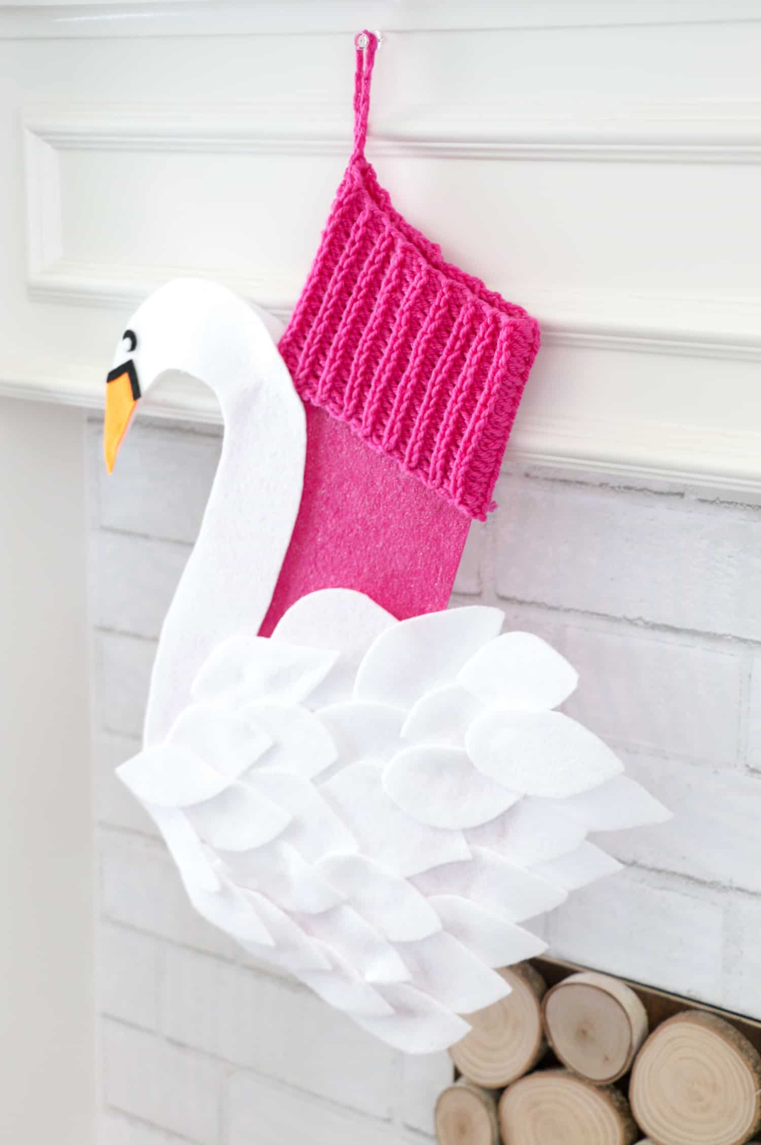 Make-your-own-Swan-Stocking-2