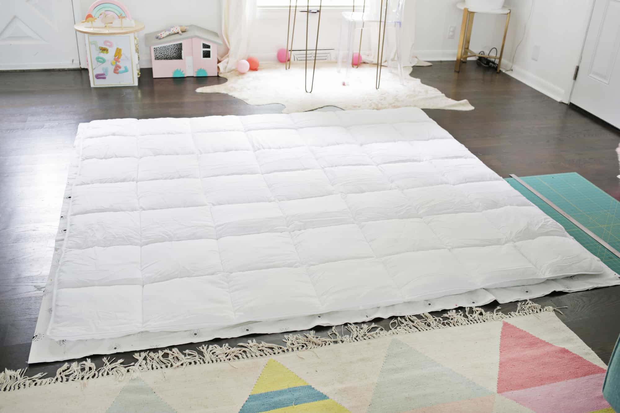 Easy Duvet Cover With Any Flat Sheet, Can You Make A Duvet Cover Out Of Sheets
