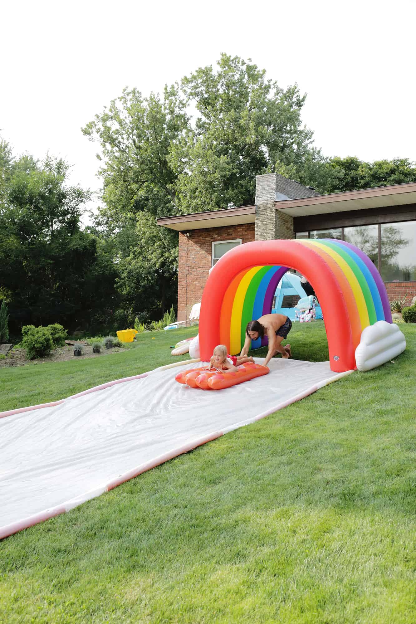 Giant 100 Foot Slip And Slide DIY click through for tutorial 1 1