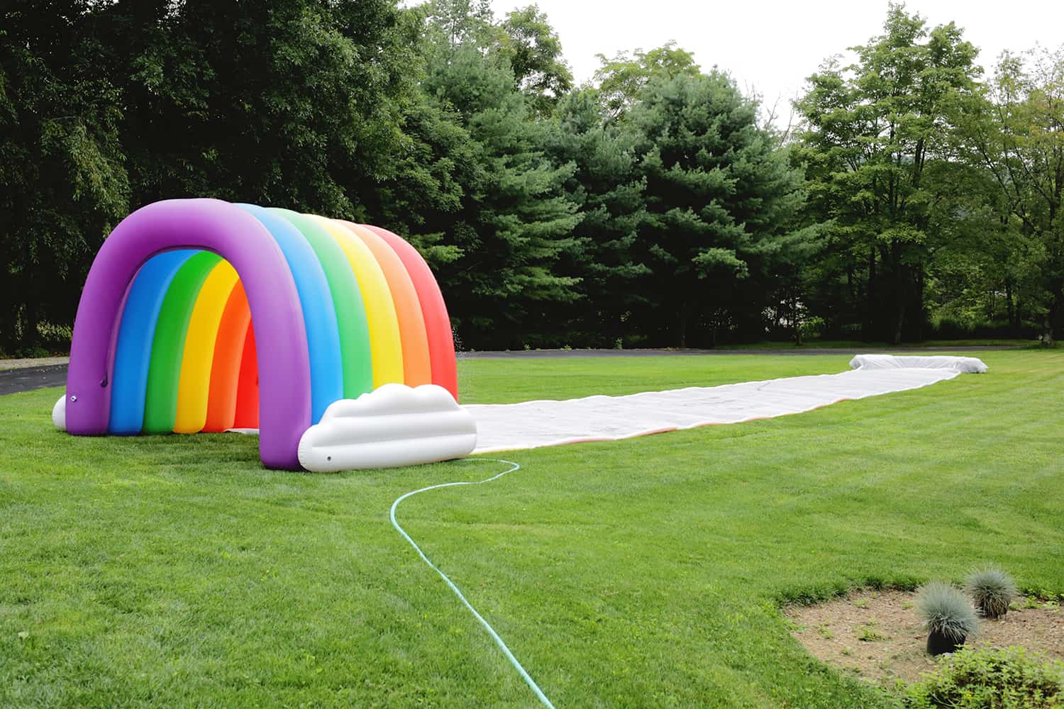 Giant 100 Foot Slip And Slide DIY click through for tutorial 1 5