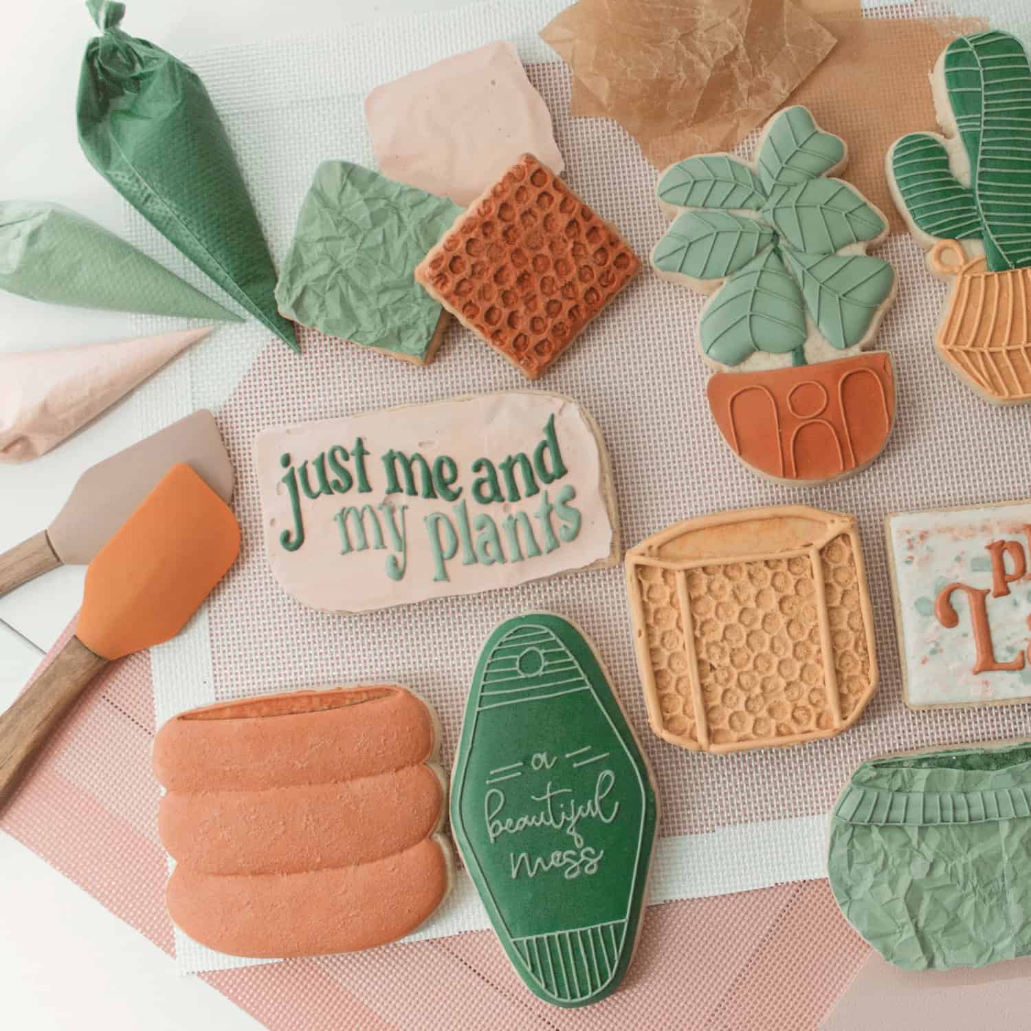 Plant-themed sugar cookies