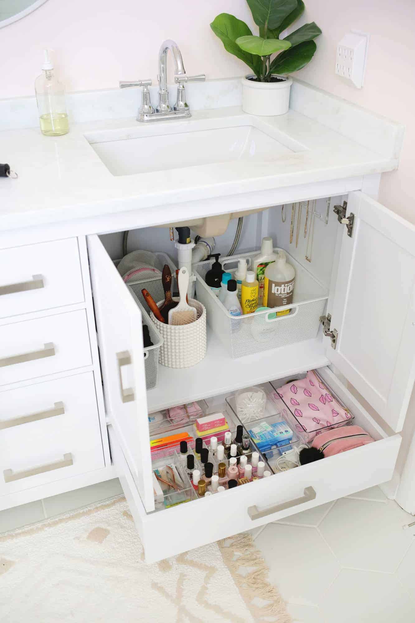 Organized Home: Easy Tips for Corralling Bathroom Clutter - Sinkology