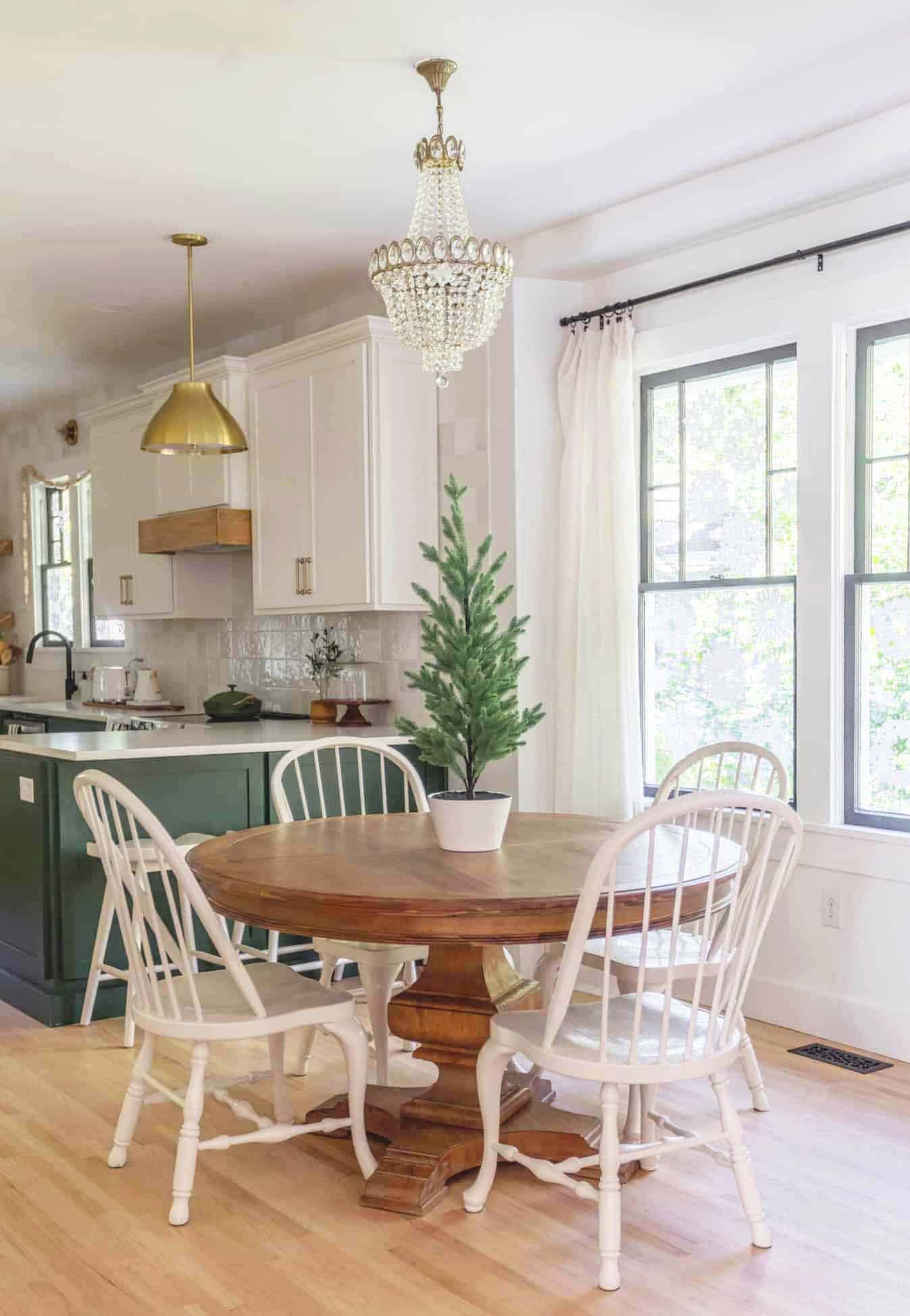 The Best Affordable Traditional Lighting (For Every Room!)