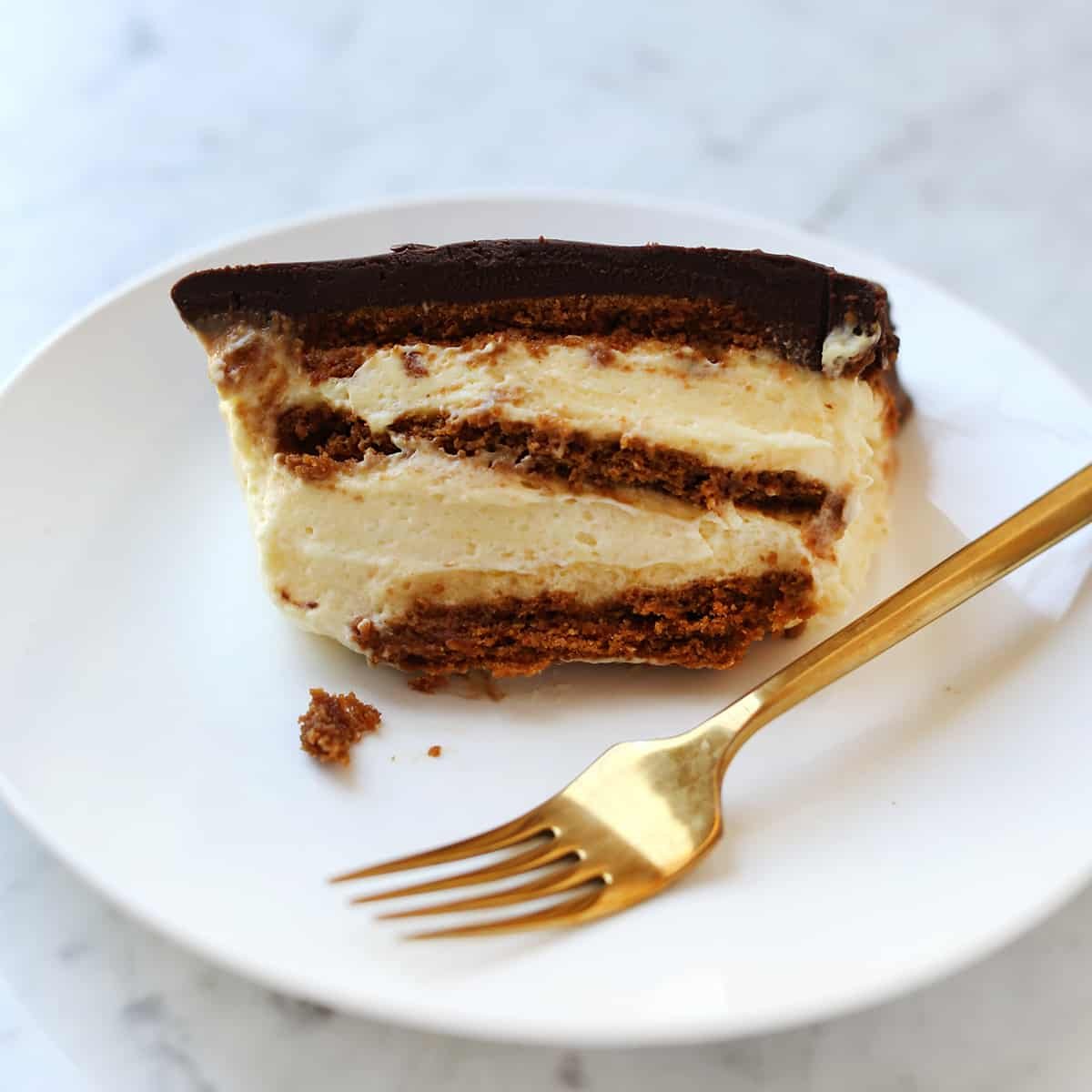 Eclair Cake – No-Bake – A Beautiful Mess