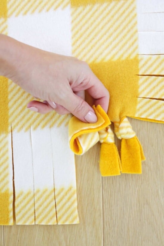 No sew fleece blanket a beautiful mess