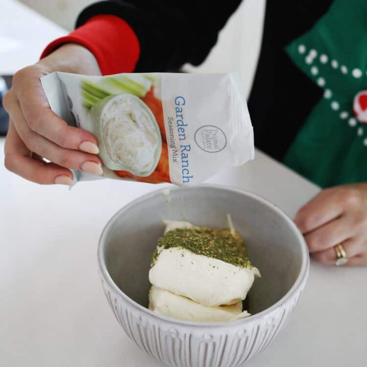 Snowman Cheese Ball - A Beautiful Mess
