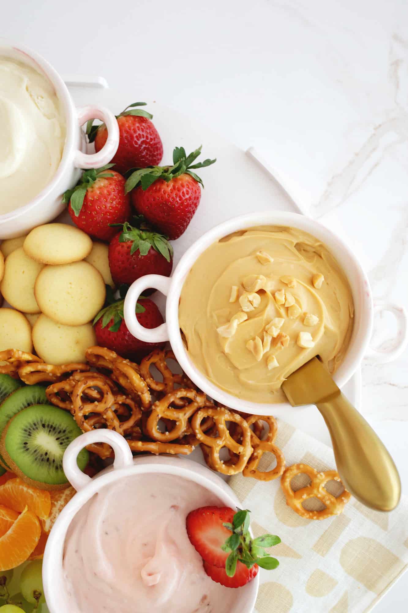 Cream cheese and fruit dip