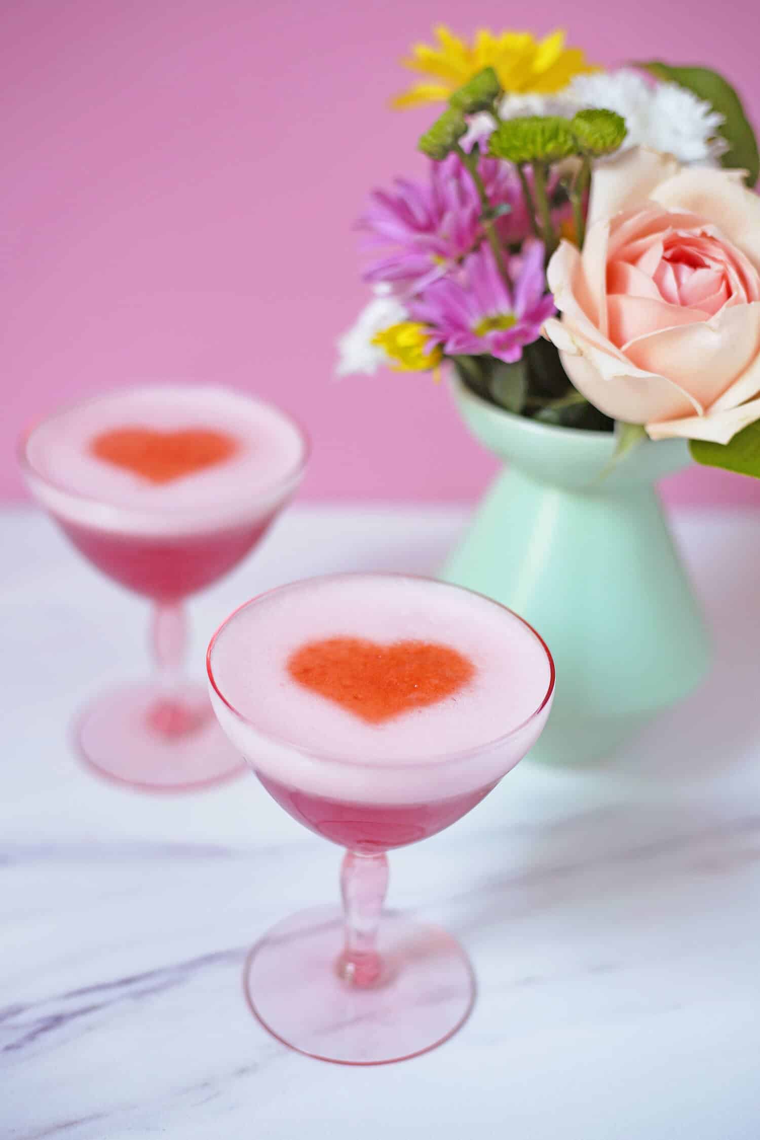 20 Valentine’s Day Cocktail Concepts