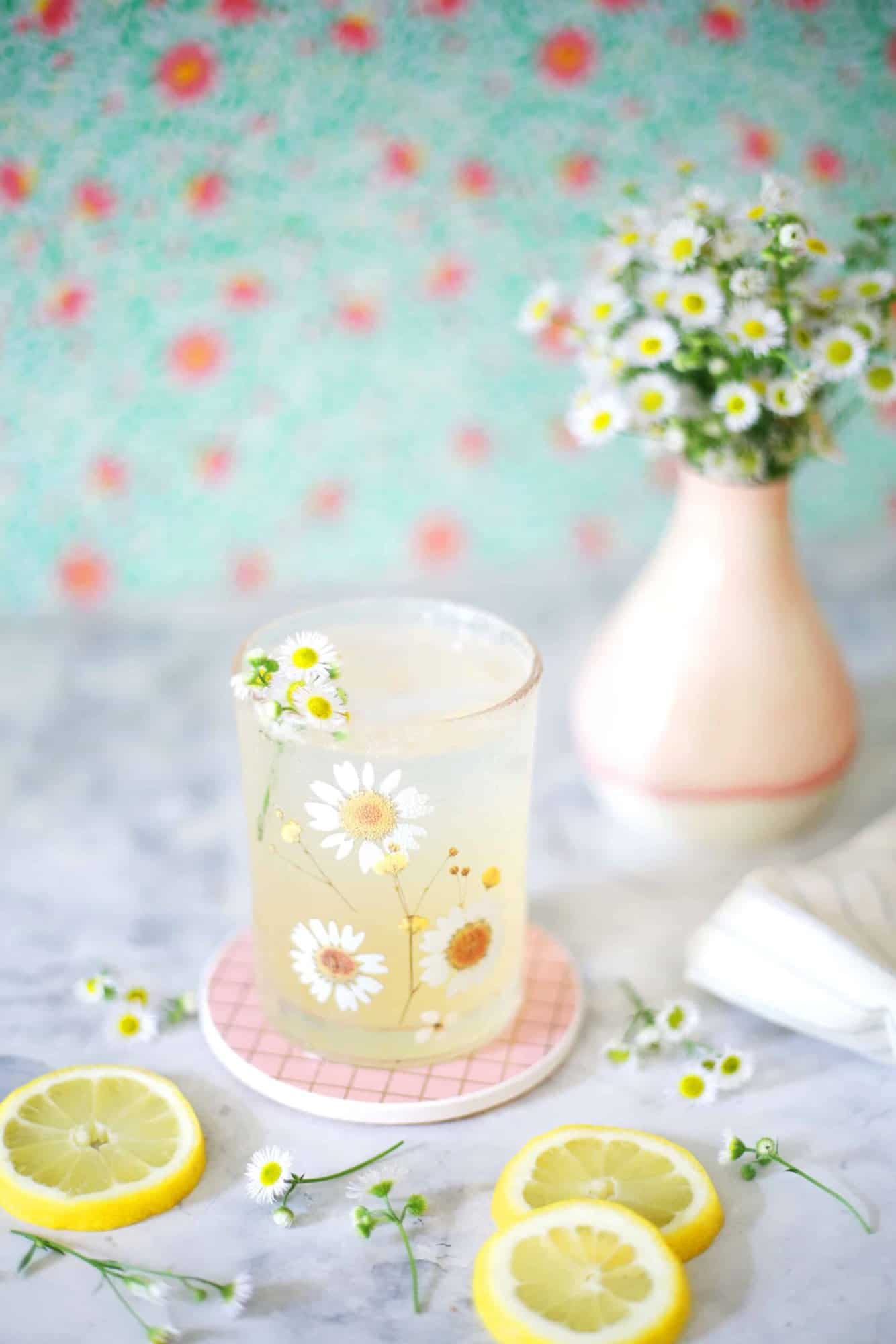 25+ Refreshing Spring Cocktails – A Lovely Mess