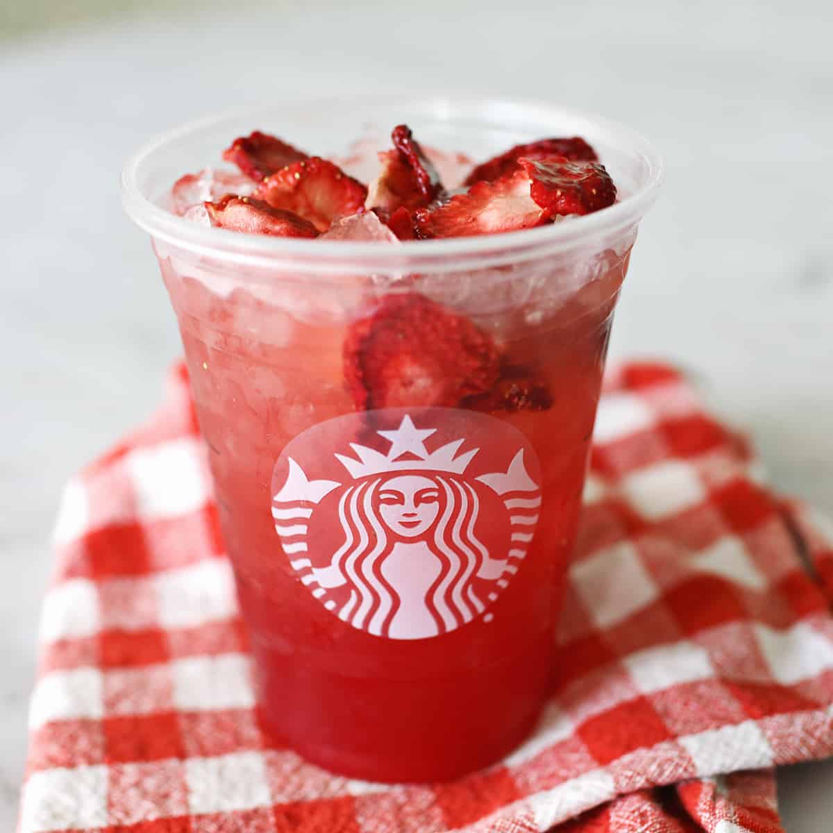 Strawberry Refresher Recipe. 1 1