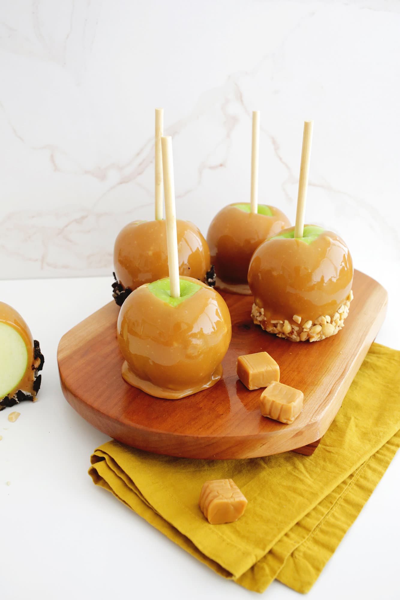 Easy caramel apples with toppings