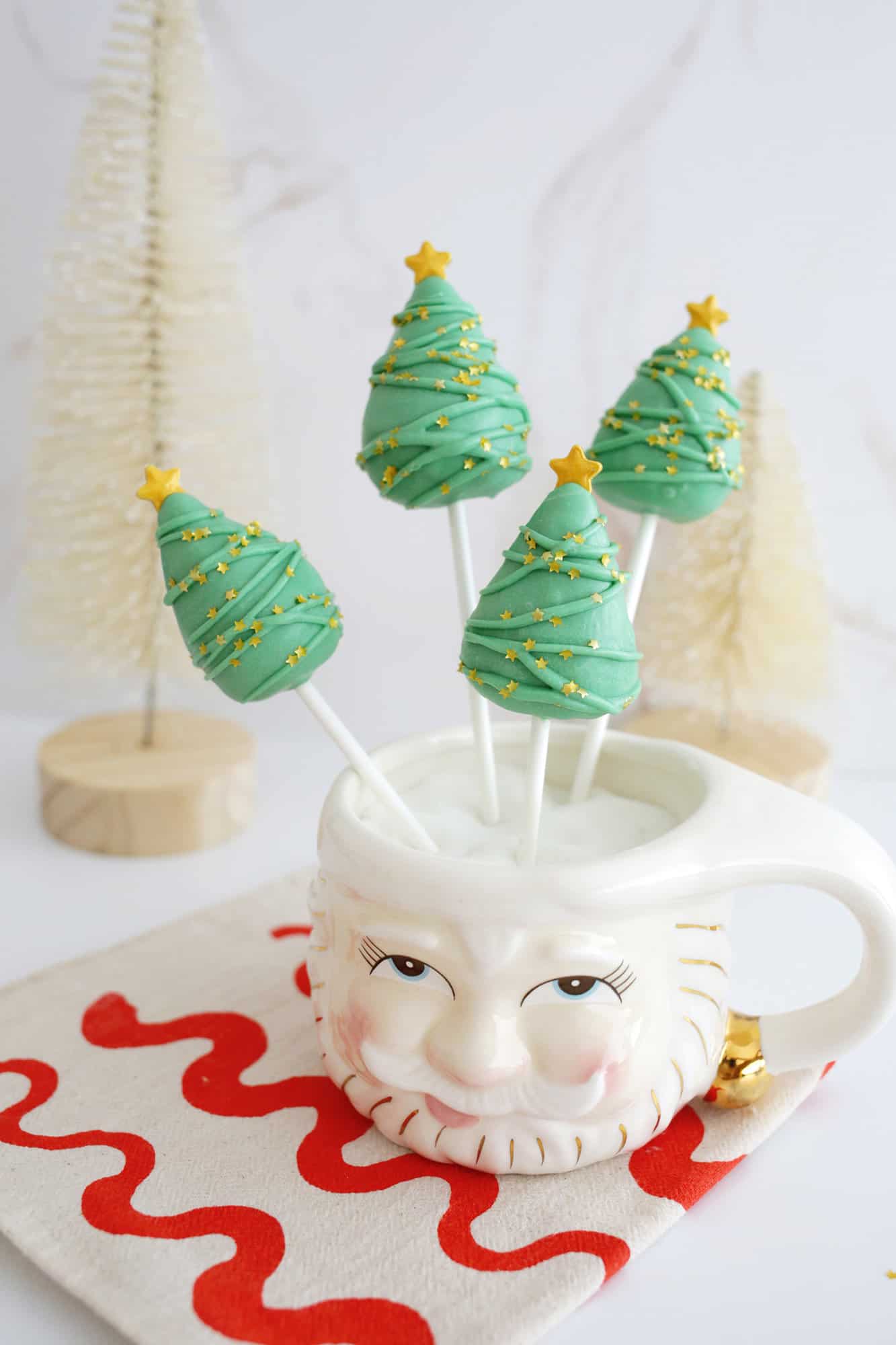 Pops de bolo de árvore de Natal
