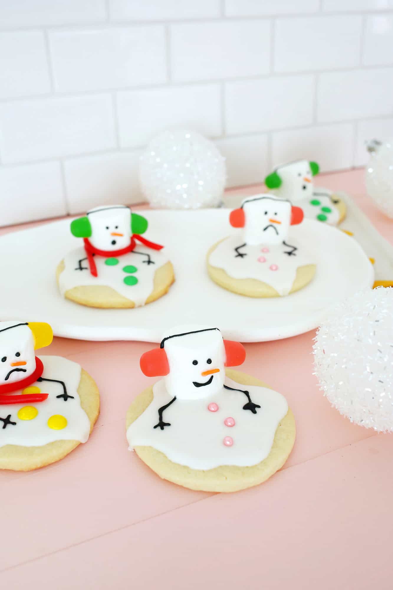 Melted snowman sugar cookies