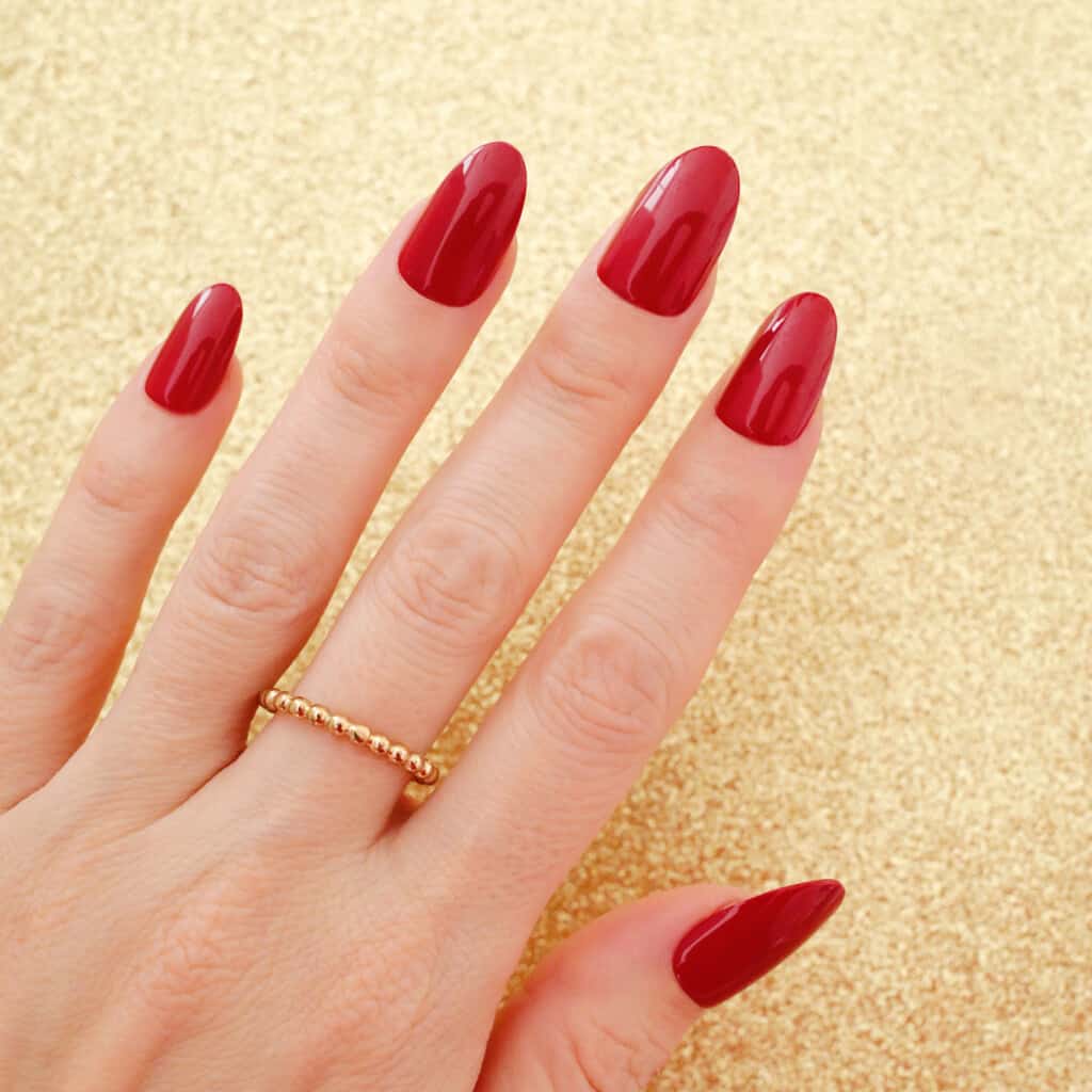 red nails christmas nail design
