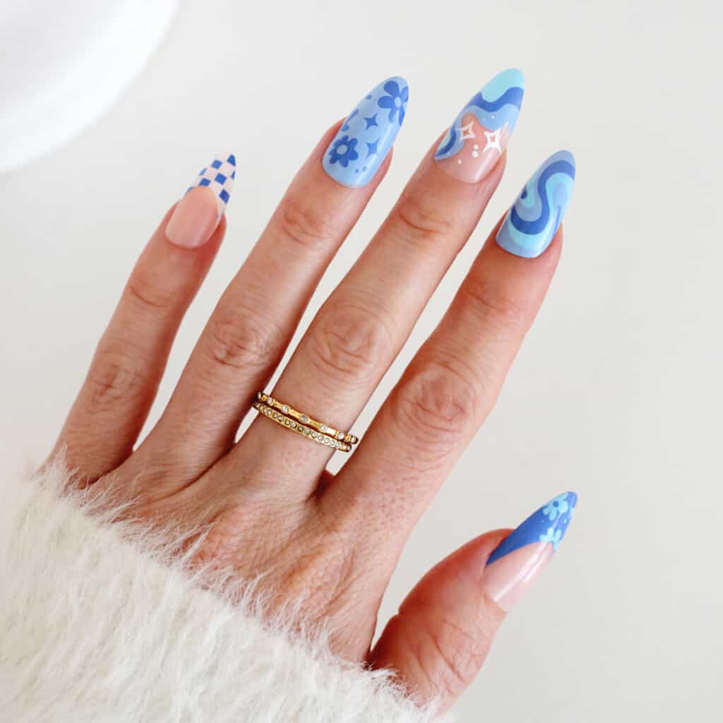 summer blue accent nails checkered