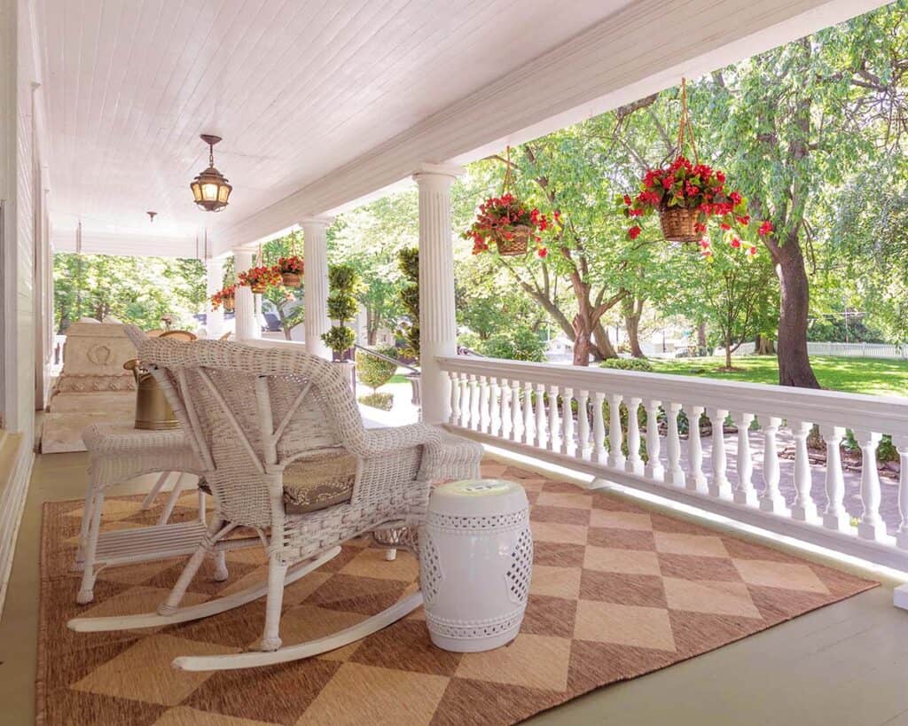 Elsie's Historic Home Tour - A Beautiful Mess