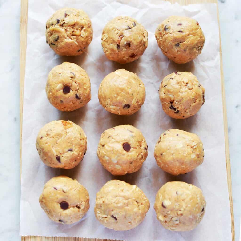 EASY (No-Bake) Protein Balls - A Beautiful Mess