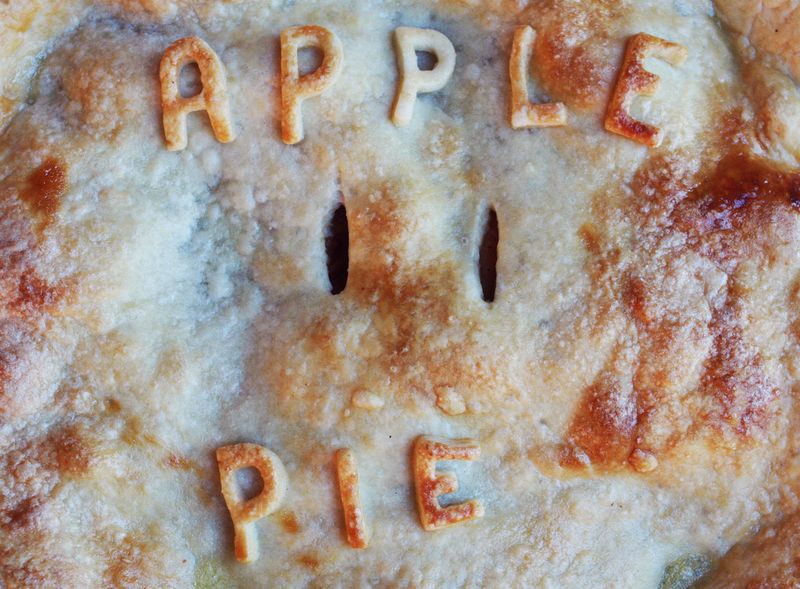 Bourbon apple pie