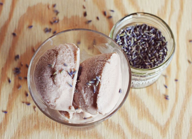 How to make lavender ice cream