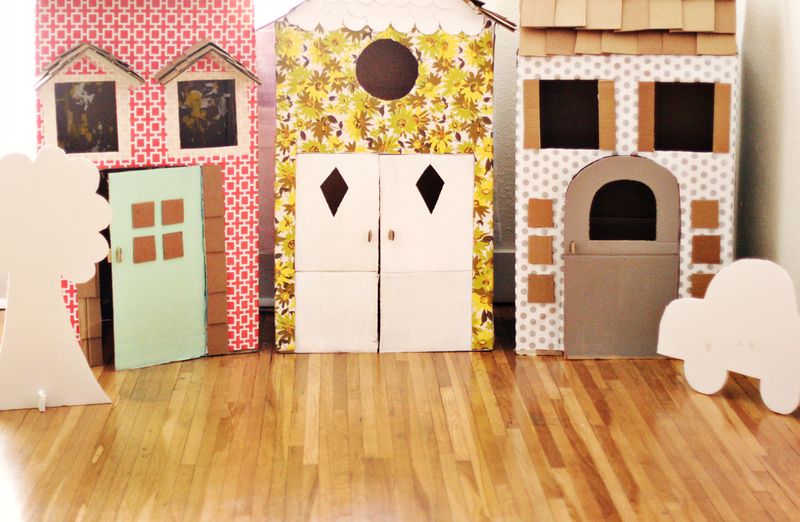 DIY Cardboard Playhouses