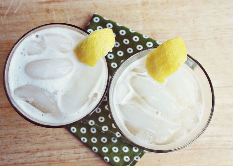 Easy whiskey sours