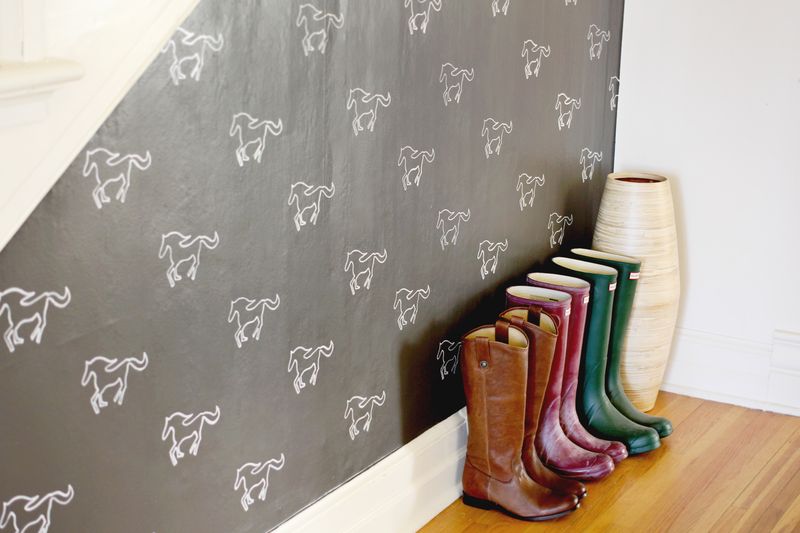 Horse wall made with stencils!