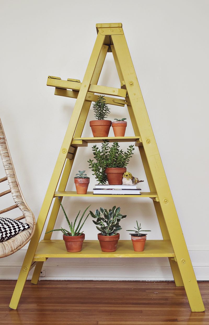 How to add shelves to a ladder