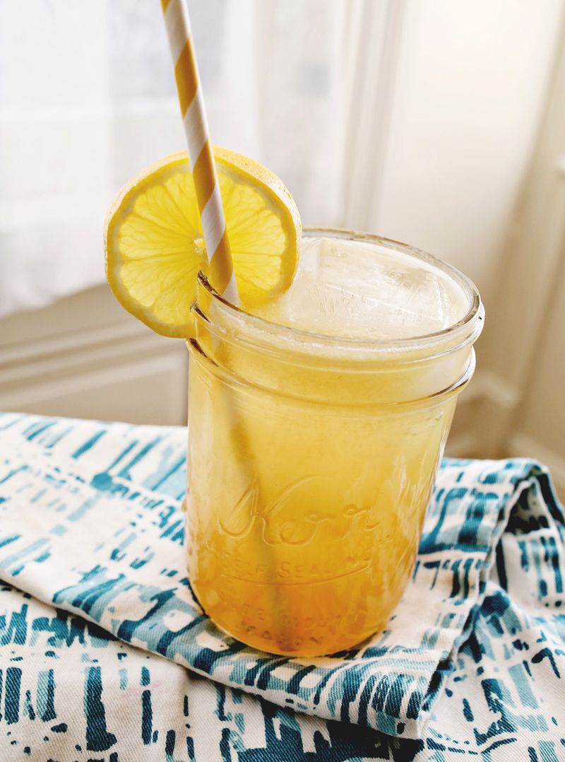 Whiskey Lemomade with Honey Recipe