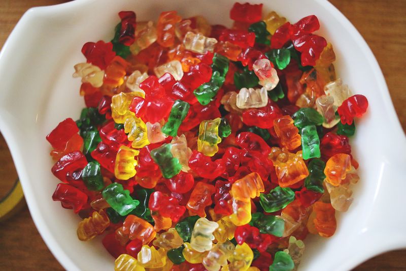 Boozy Gummy Bears- so fun & easy to make! Click for instructions
