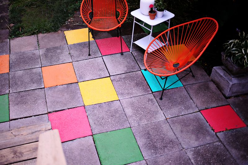 Painted Tile Patio… an easy, fun update! www.abeautifulmess.com