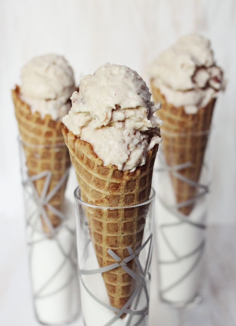 Toasted coconut and candied pecan ice cream www.abeautifulmess.com 