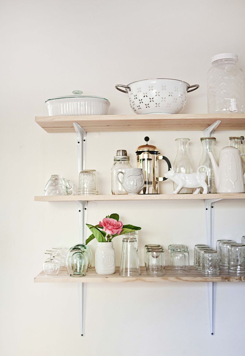 Open shelving! I love this! 