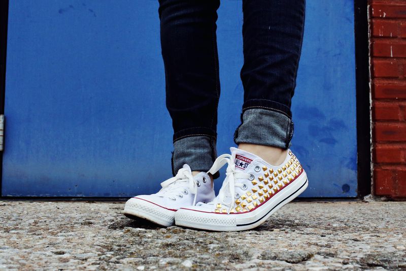 Studded Converse (easiest DIY ever!!) 
