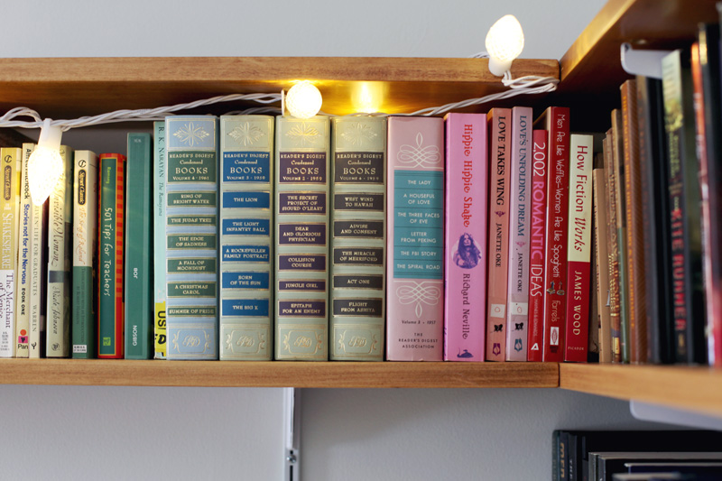 Organize A Corner Shelving System, How To Build Shelves For Books