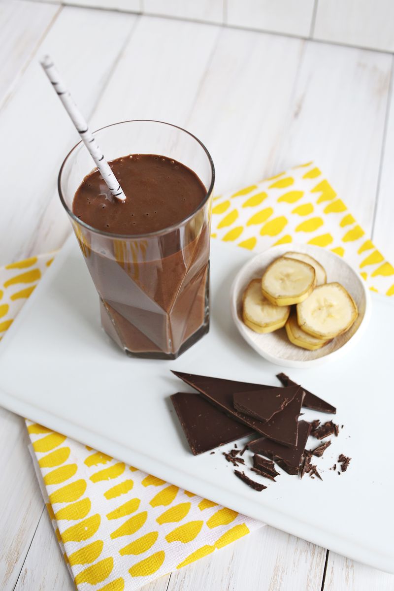 Healthy Chocolate Banana Shake (Dairy-Free & No Added Sugar!) abeautifulmess.com 