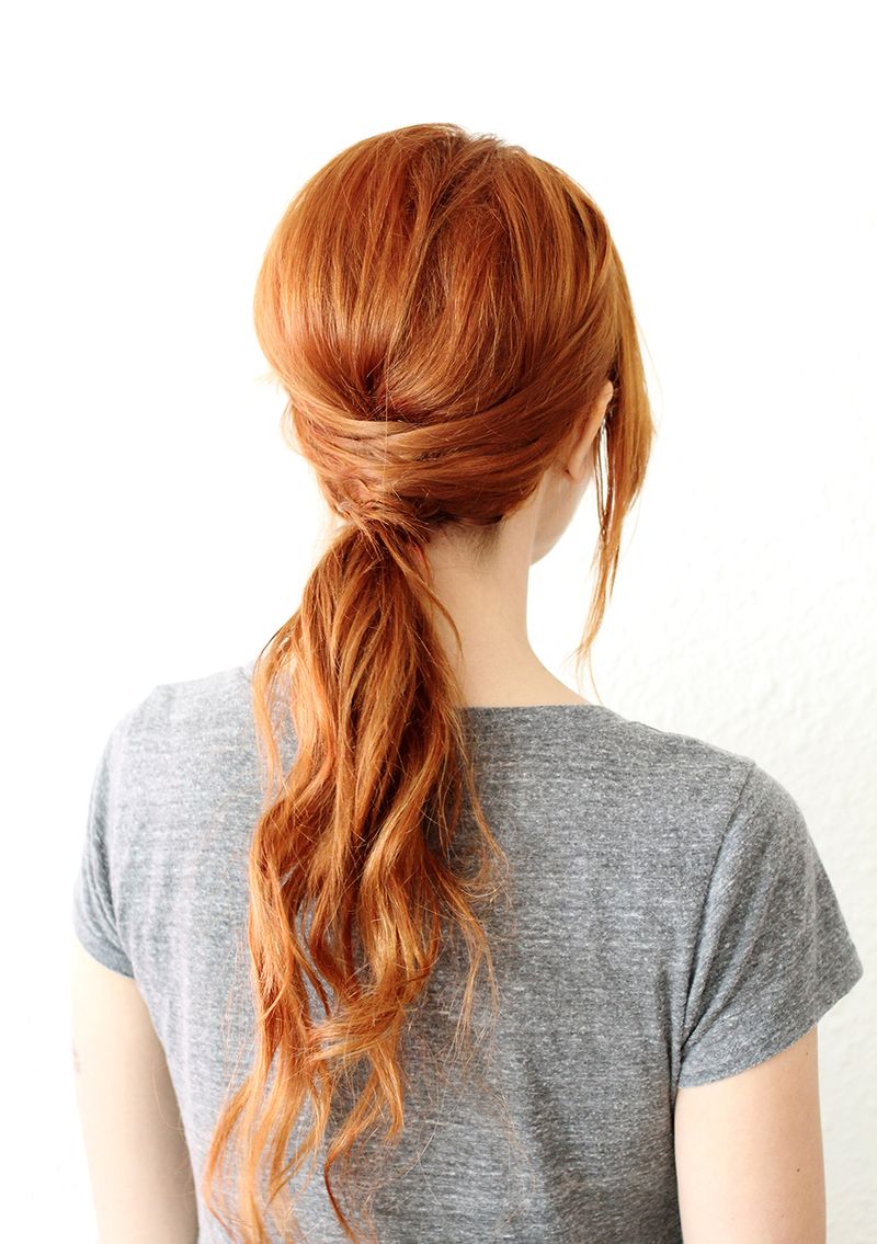 Simple hairstyles- Criss Cross Ponytail (click through for instructions)