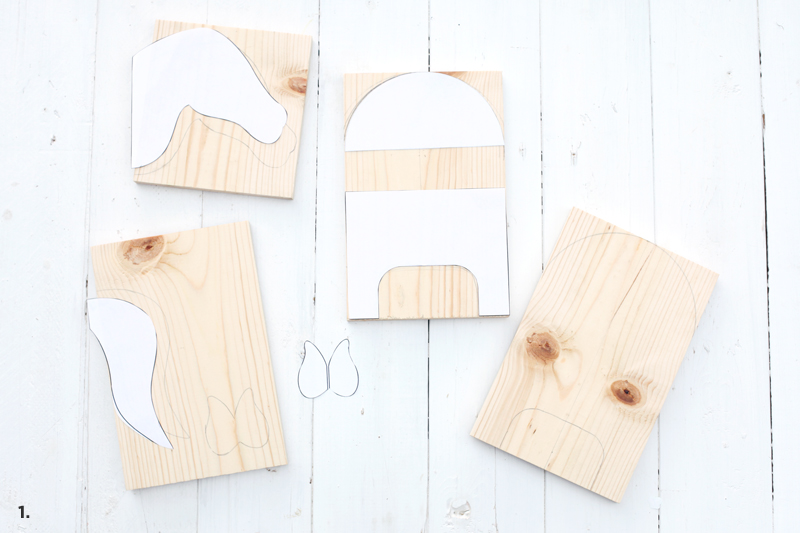 Build a Little Horse Bookshelf to add some whimsy to your decor!