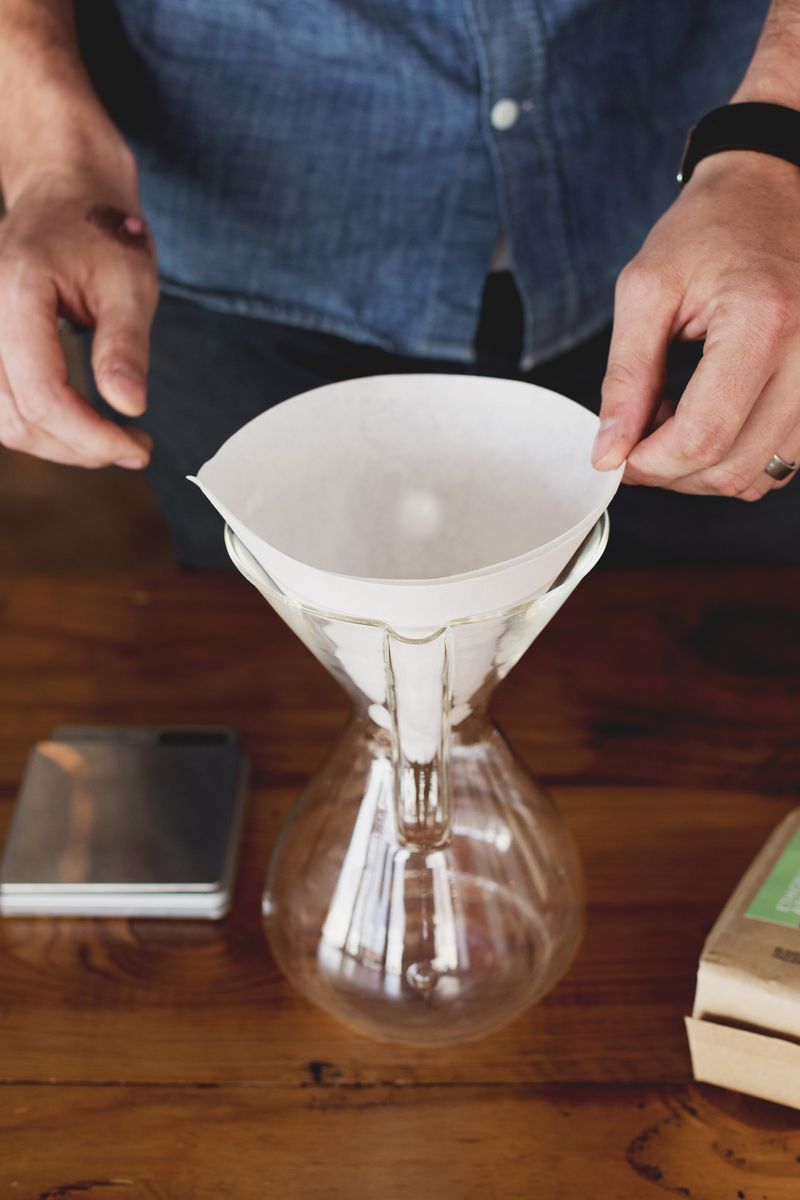 How to brew coffee with a chemex      