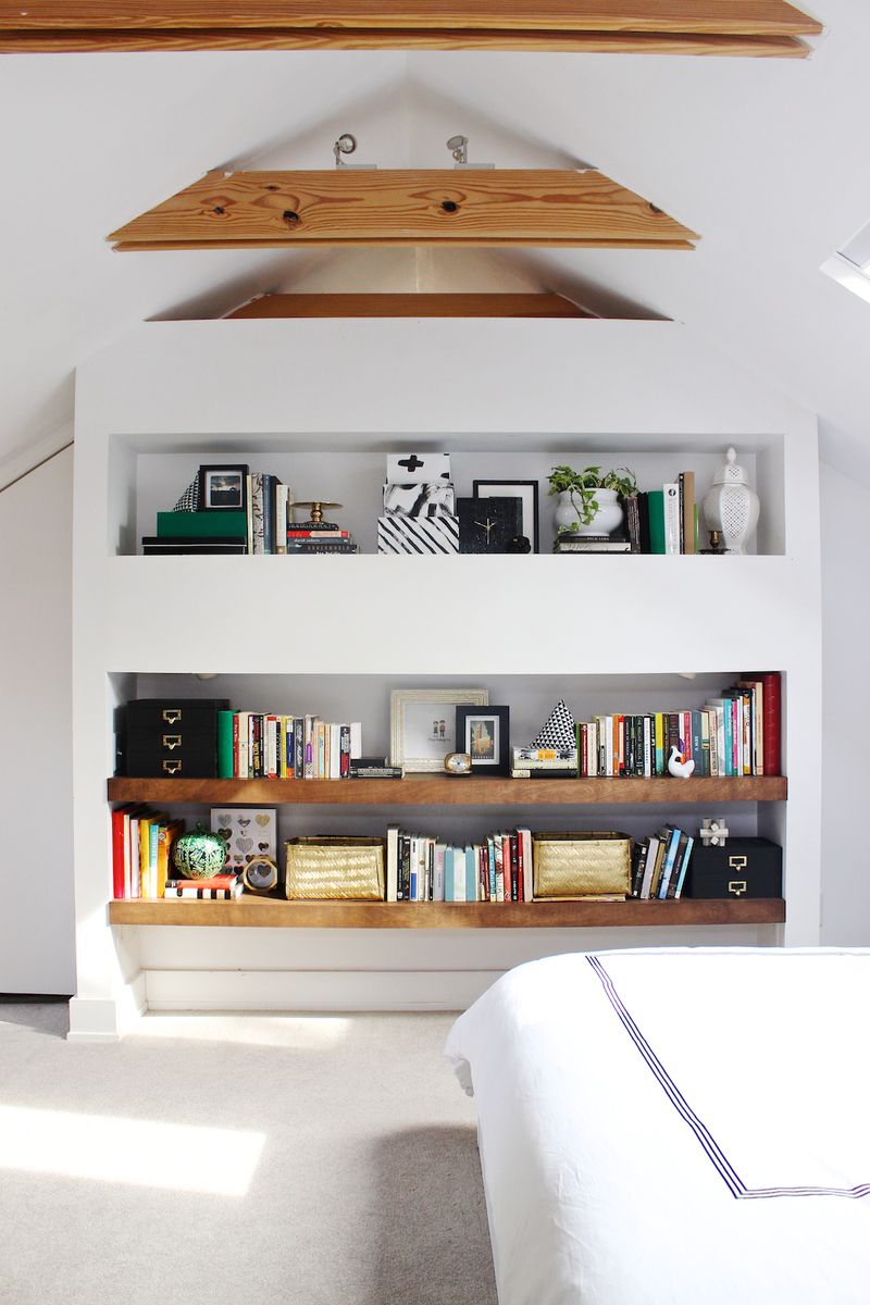 Love the open shelves in this bedroom