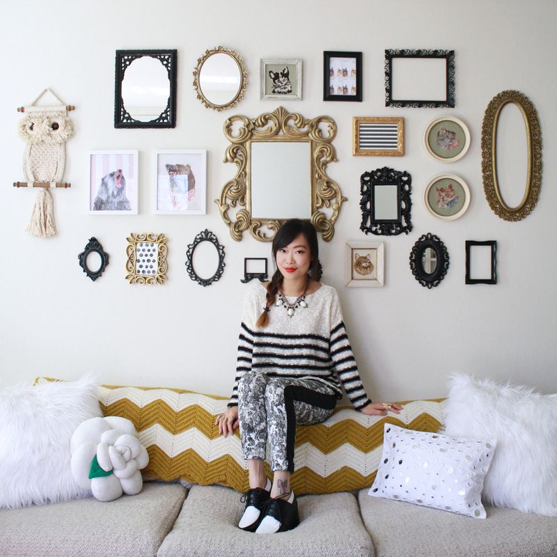 Totally in love with this gallery wall