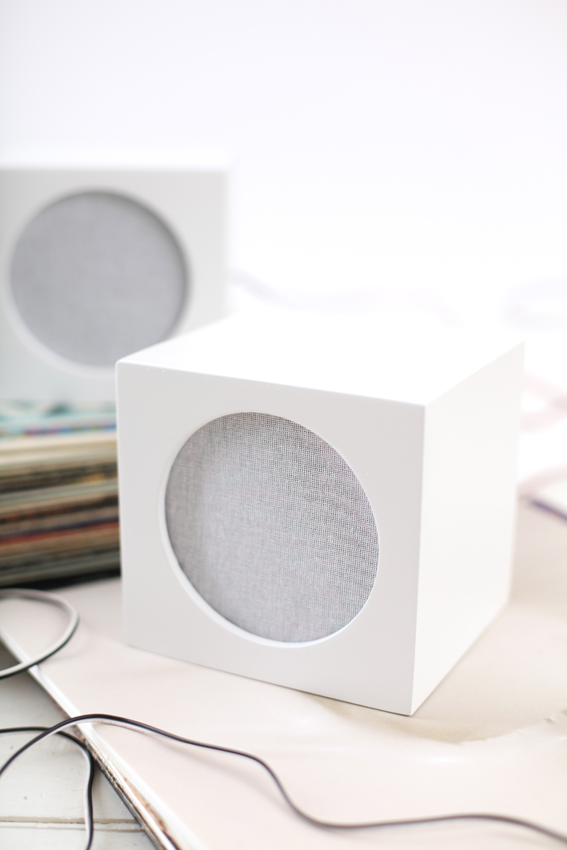 Hide your ugly speakers with this DIY speaker box cover- click through to learn how to make your own.